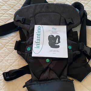 Infantino Flip Convertible 4 in 1 Carrier in Black